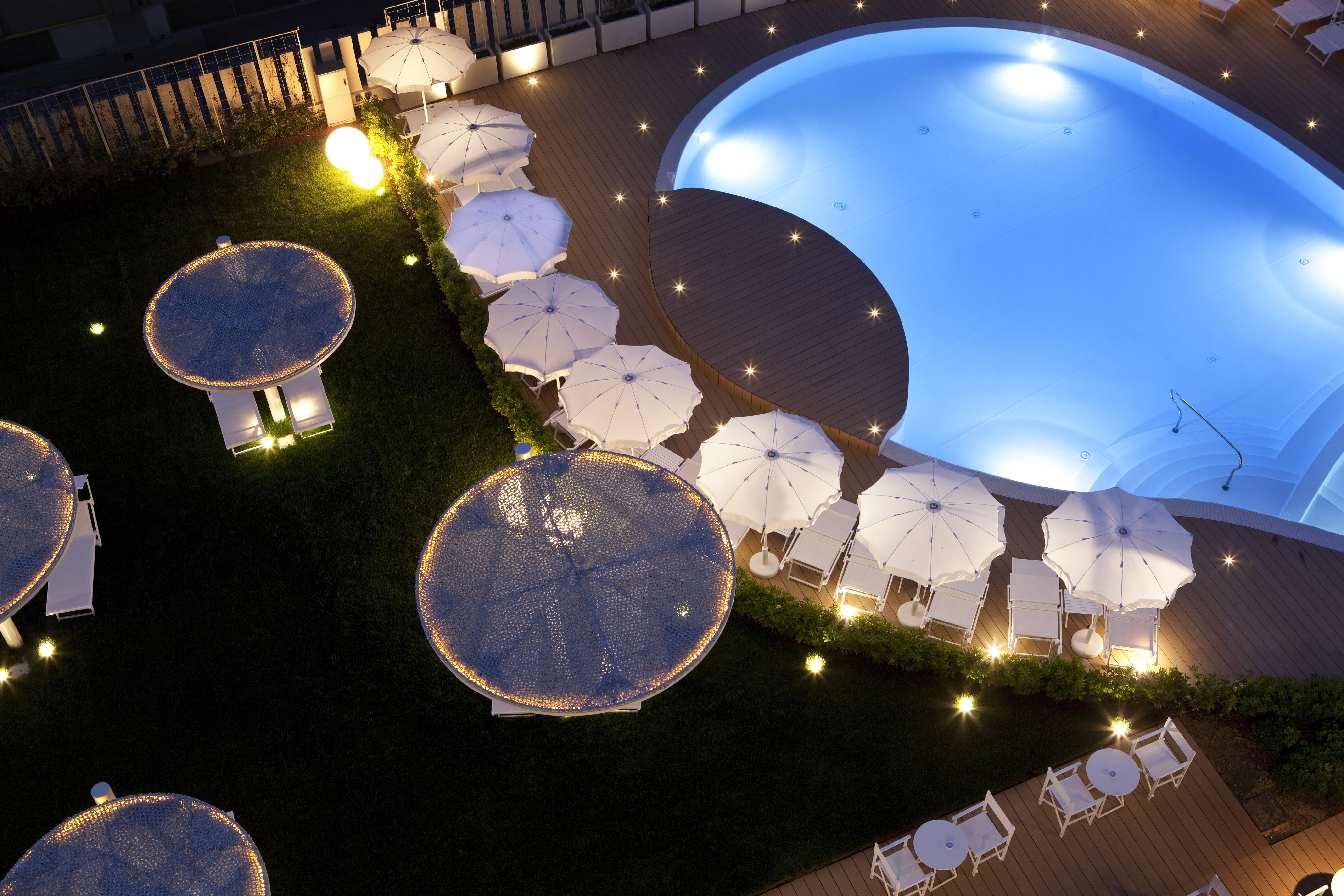 Nautilus Family Hotel Pesaro Esterno foto