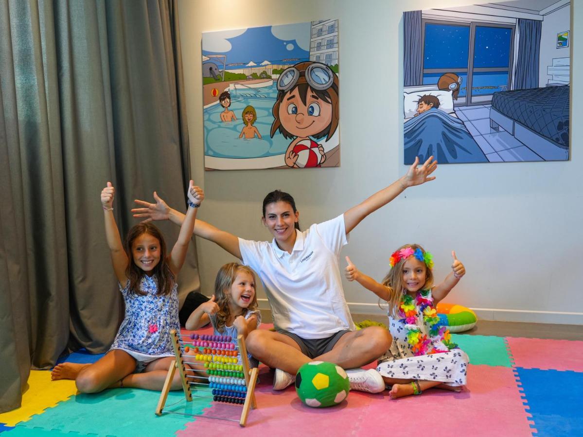 Nautilus Family Hotel Pesaro Esterno foto