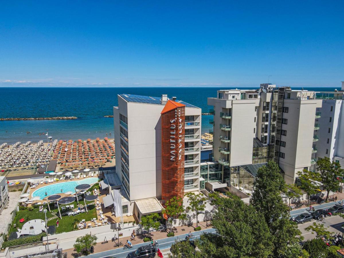 Nautilus Family Hotel Pesaro Esterno foto