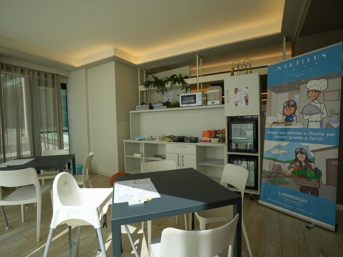Nautilus Family Hotel Pesaro Esterno foto